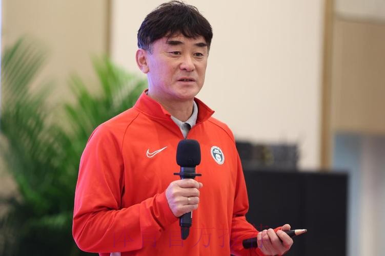 中国足球协会召开2024年全国青少年冬训动员会