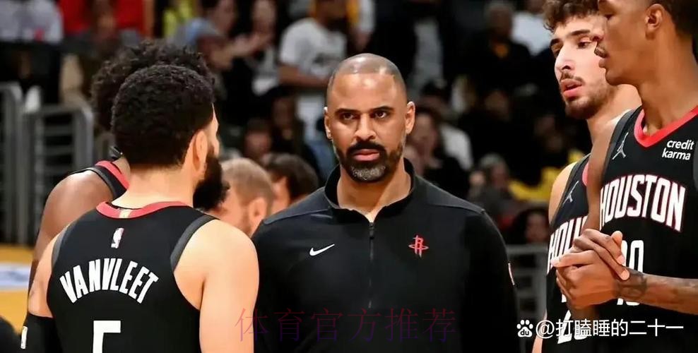 火箭两史密斯回暖太重要!小贾统治进攻输出,电风扇开始主导攻守 火箭两史密斯回暖太重要!小贾统治进攻输出,电风扇开始主导攻守